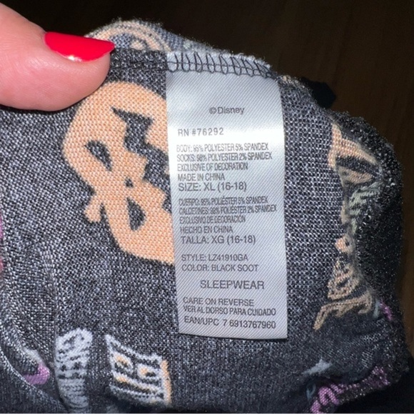 Disney's Nightmare Before Christmas Crew Sleepshirt(but can be worn as sweater) - Picture 3 of 6